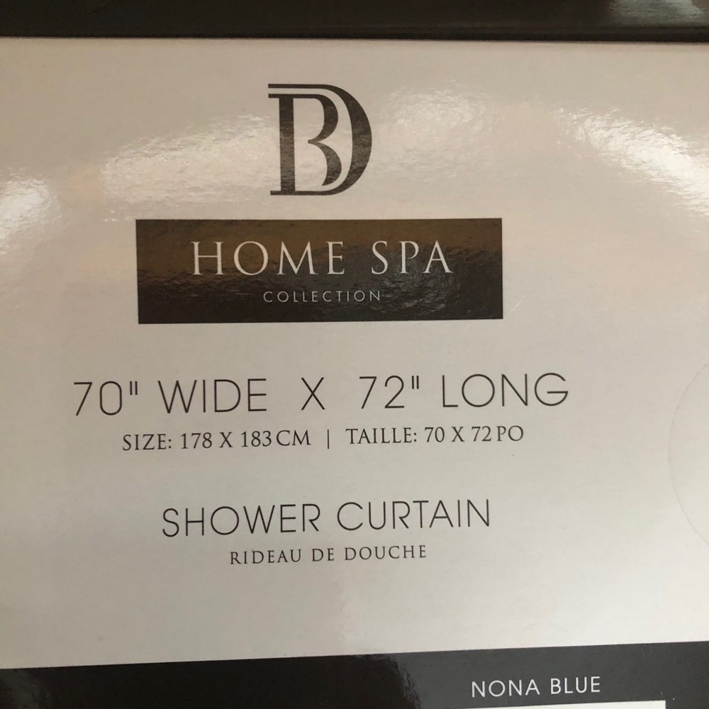 💙Gorgeous Light Blue Shower Curtain💙 - Picture 4 of 6